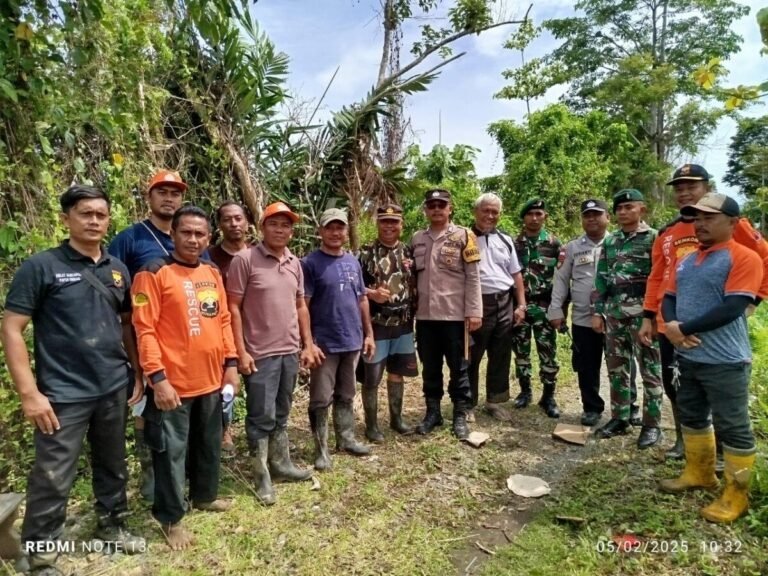 Pengamanan Aset Yayasan, LDII Nabire Gandeng Senkom Dan Masyarakat  Laksanakan Kerja Bakti