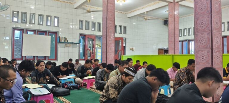 Tingkatkan Keilmuan Ulama’, LDII Nabire Gelar Pengajian Bab Haji