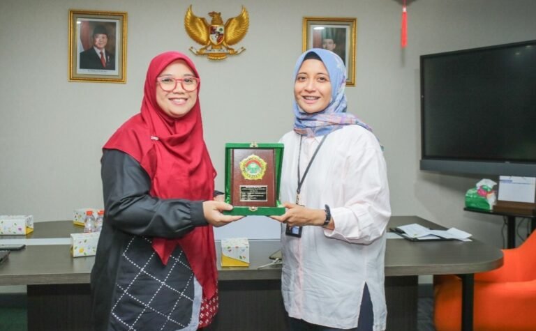 Tingkatkan Literasi Digital Masyarakat, Komdigi dan LDII Rencanakan Kerja Sama