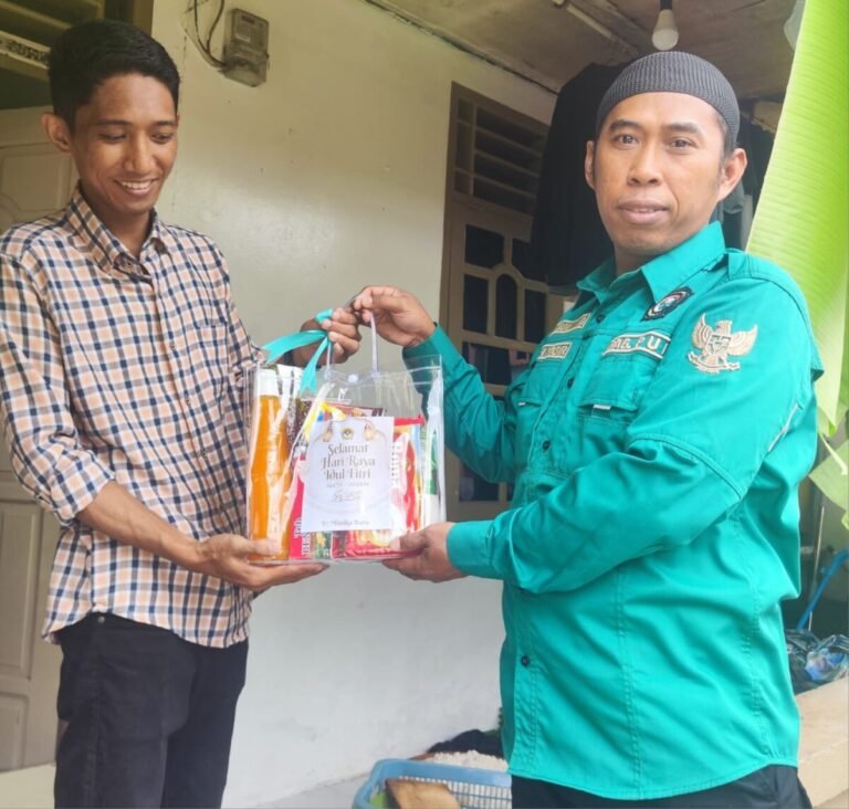 Jelang Idul Fitri 1447 H, LDII Mimika Baru Bagikan Parcel Lebaran ke Warga Sekitar