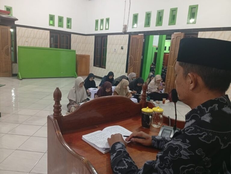 Ada Hal Unik di Pengajian USMAN Nabire